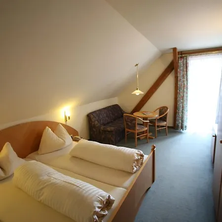 Kreinerhof Hotel