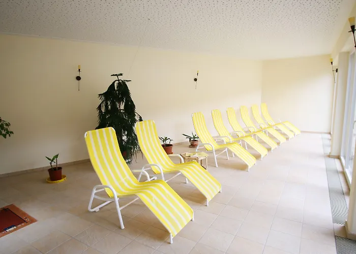 Kreinerhof - Self Check In Moeglich Hotel